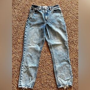Abercrombie light washed curve love jeans—Size 27/4R